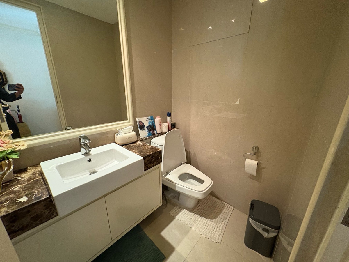 For RentCondoSathorn, Narathiwat : 🔥Rent 3BR 4BR + 1 Maid🔥223sqm🔥Floor33🔥85,000/month🔥Never rent before🔥