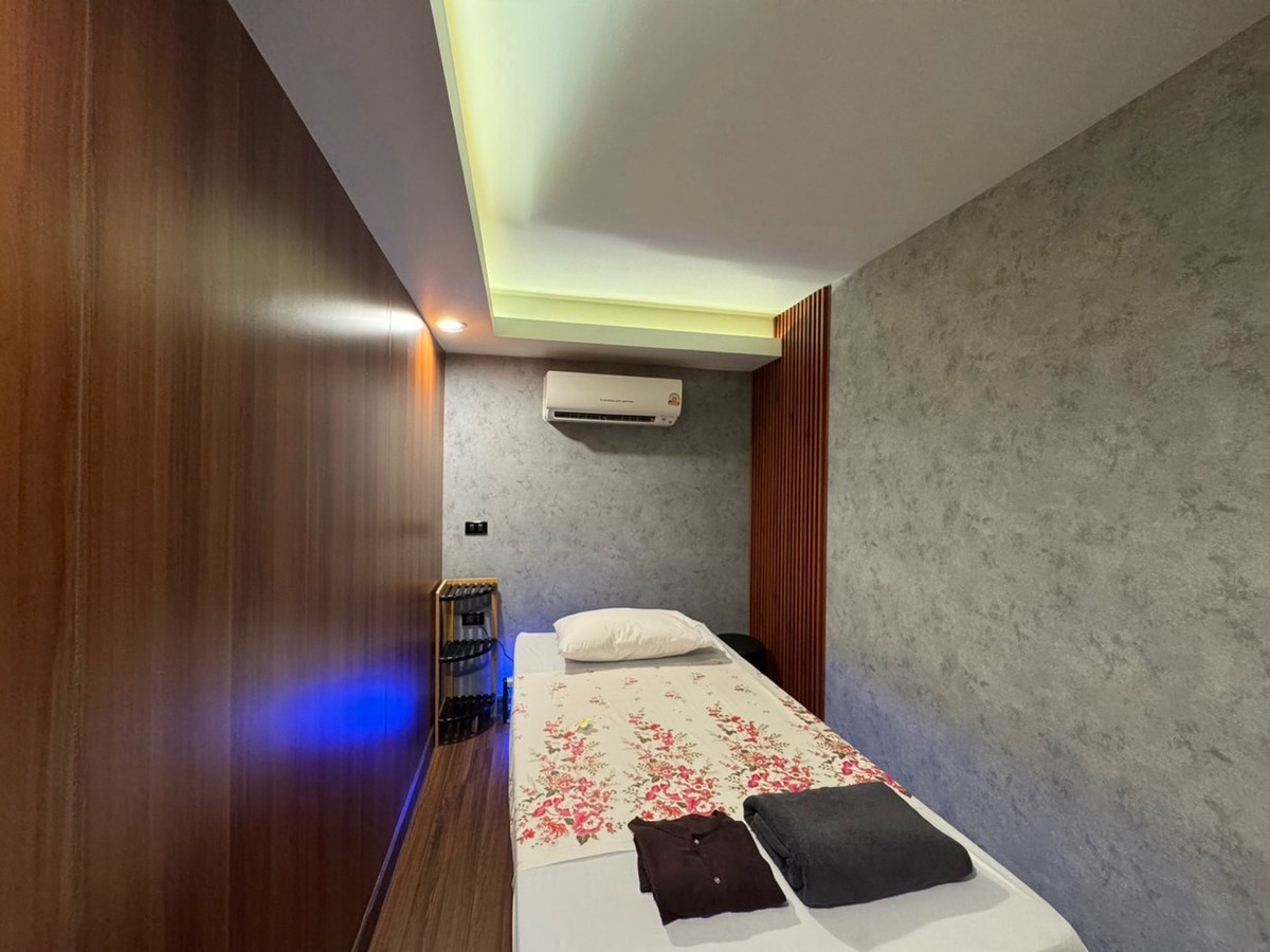 เซ้งร้านค้า/ตลาดนัดสุขุมวิท อโศก ทองหล่อ : เซ้งธุรกิจสปา เอกมัย ตกแต่งไปเยอะมาก เซ้งถูก 1.45 ล้านบาท เหมาะกับคนที่อยู่สายอาชีพสปา ทำธุรกิจเป็น ต่อยอดเป็น มืออาชีพ