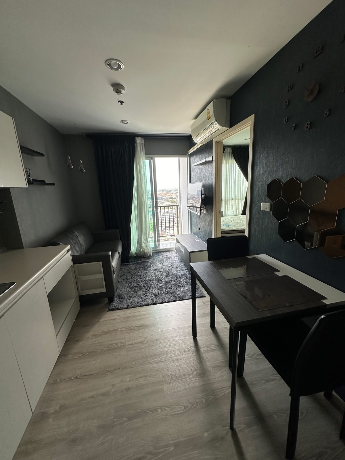 For RentCondoBang kae, Phetkasem : ⭐️ Chewathai Phetkasem 27 ⭐️ Room size 26 sq m., fully furnished. Ready to move in