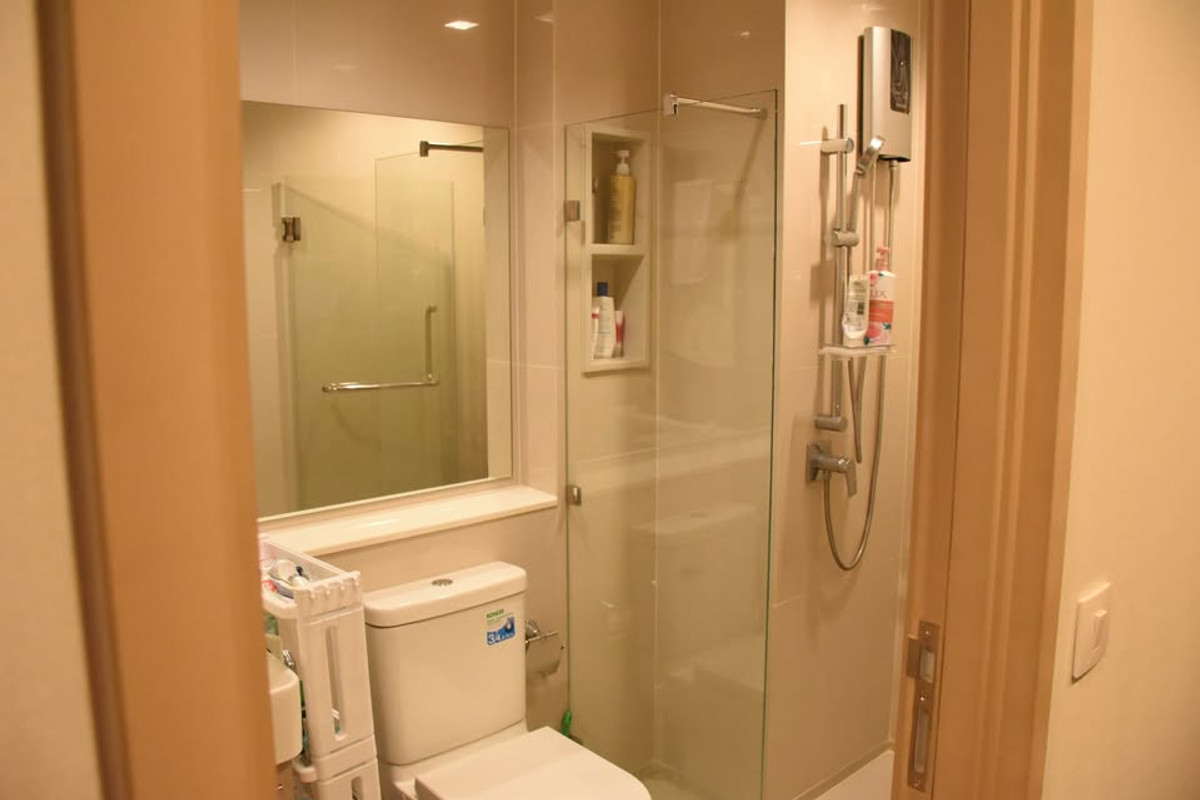 ให้เช่าคอนโดท่าพระ ตลาดพลู วุฒากาศ : ⭐️ Life Sathorn Sierra ⭐️1 Bedroom plus 35 ตร.ม.  เฟอร์นิเจอร์และเครื่องใช้ไฟฟ้าครบ