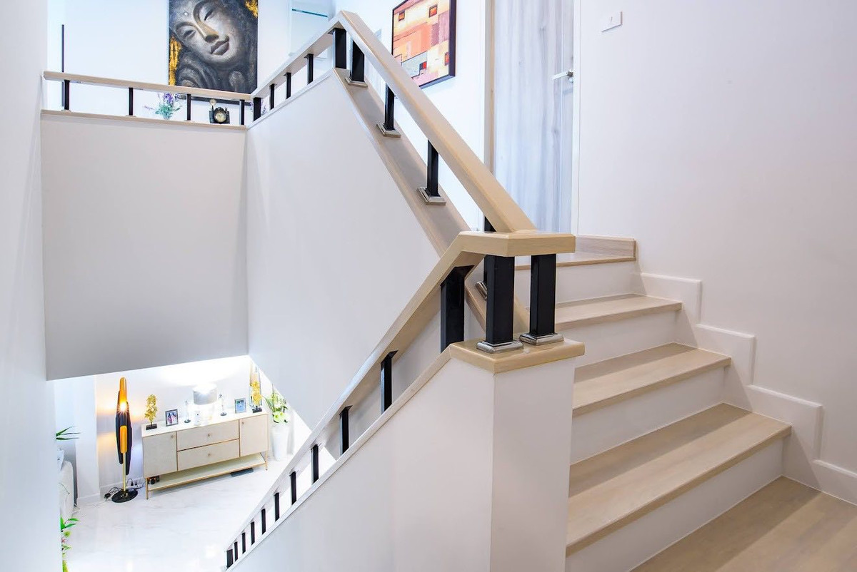 For SaleHousePattaya, Bangsaen, Chonburi : Supalai Park Ville Pattaya for sale | 2-story detached house, wide area, with furniture.