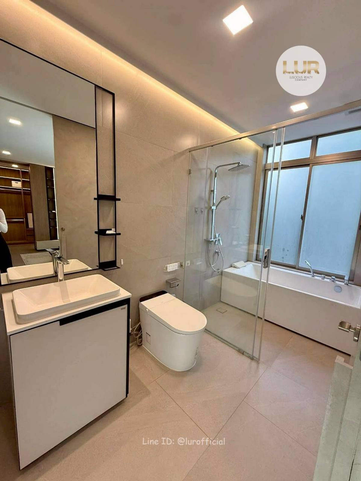 For RentHousePattanakan, Srinakarin : ✨ Luxury house for rent VIVE RAMA 9 ✨ 4 bedrooms, 4 bathrooms, usable area 324 sq m.