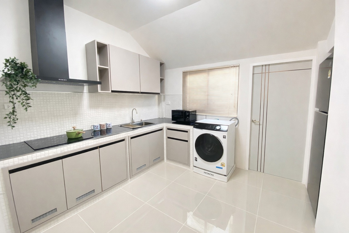 For SaleHousePattaya, Bangsaen, Chonburi : Paradise Hill 2 / 3 Bedrooms (For Sale), Paradise Hill 2 / 3 Bedrooms (FOR SALE) BEWN130