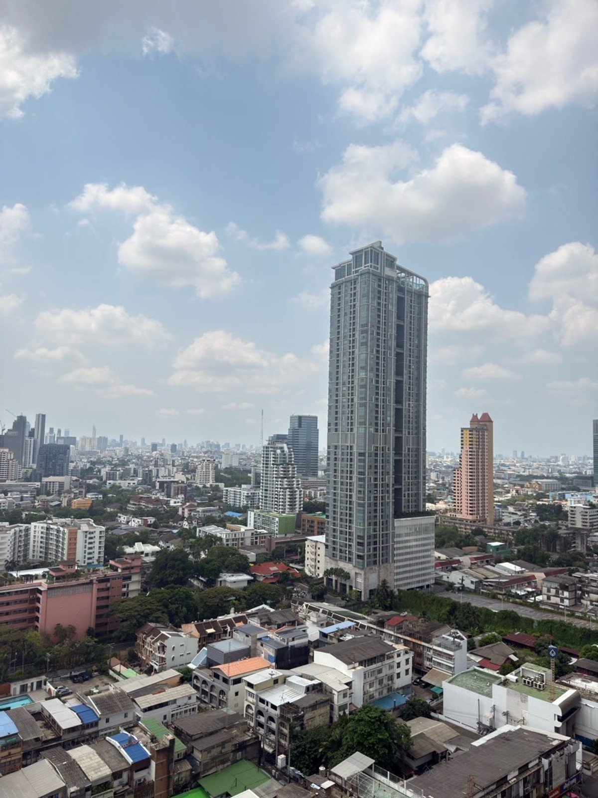 CondoSapankwai,Jatujak : 2-story condo, Pradipat intersection, BTS Saphan Khwai 
 ⭐️For Rent Condo The Reserve PDP