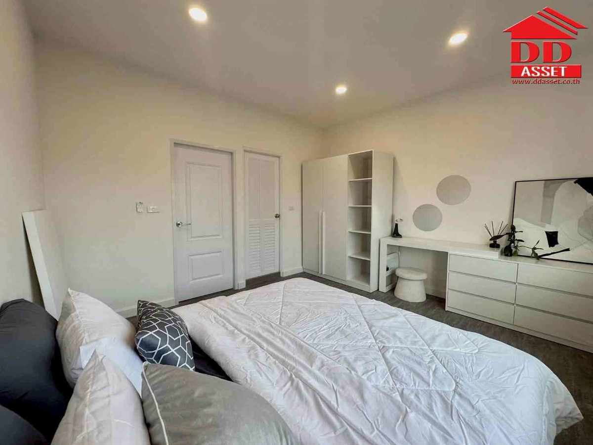 ทาวน์โฮมโชคชัย4 ลาดพร้าว71 : ขาย / ให้เช่า ทาวน์เฮ้าส์ 2 ชั้น โชคชัย 4 ซอย 38 รหัสทรัพย์ : T8239