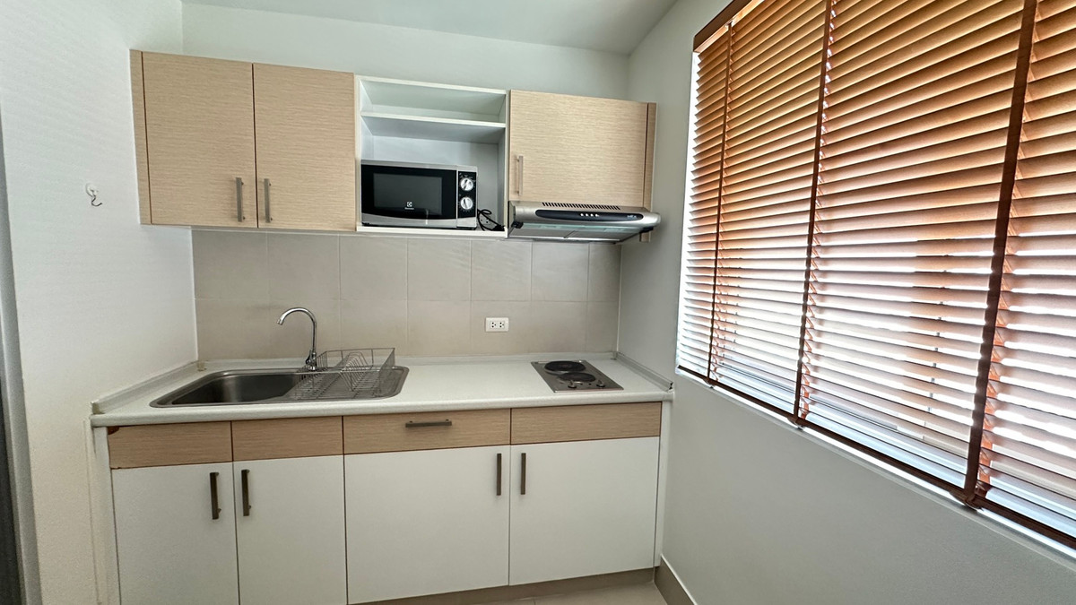 For SaleCondoRama9, Petchburi, RCA : Supalai Park Ekkamai - Thonglor / 2 Bedrooms (SALE WITH TENANT), Supalai Park Ekkamai - Thonglor / 2 Bedrooms (Sale with Tenant) NA012