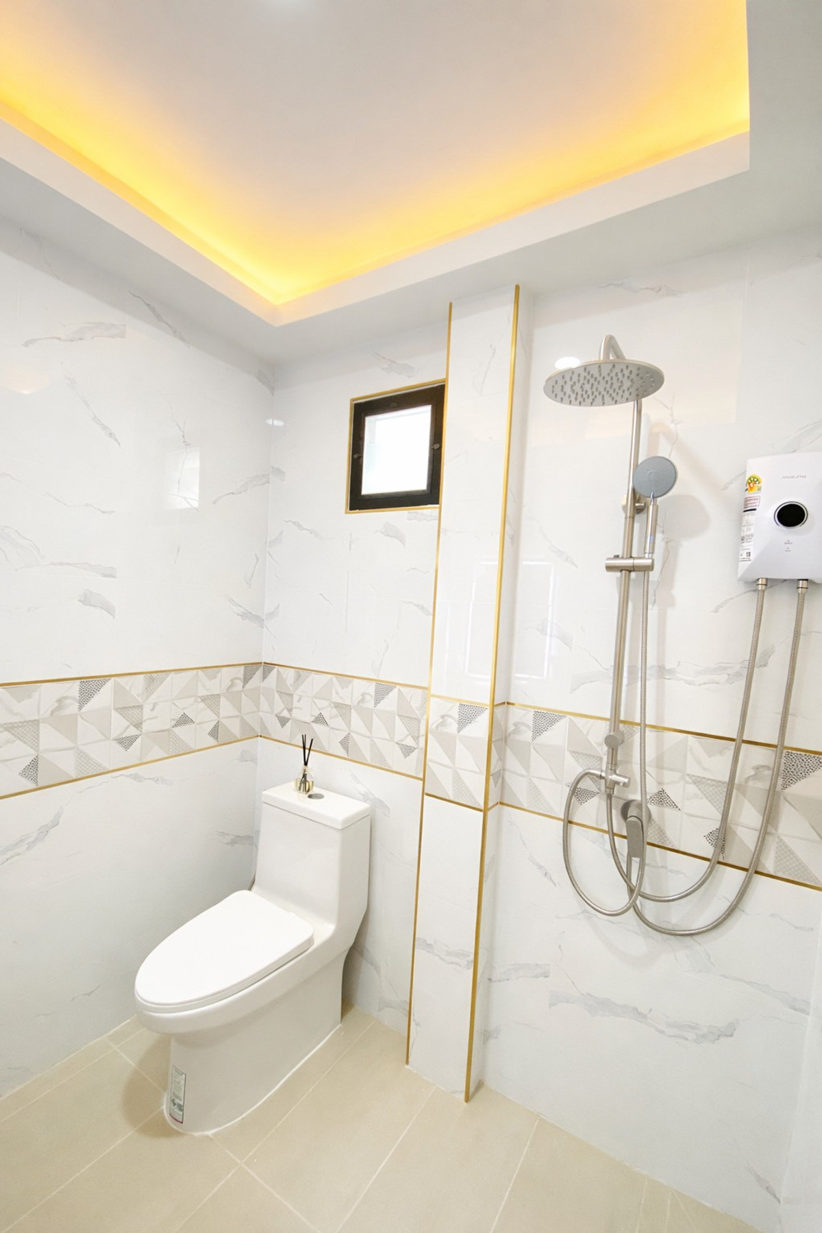 For SaleHousePattaya, Bangsaen, Chonburi : Paradise Hill 2 / 3 Bedrooms (For Sale), Paradise Hill 2 / 3 Bedrooms (FOR SALE) BEWN130