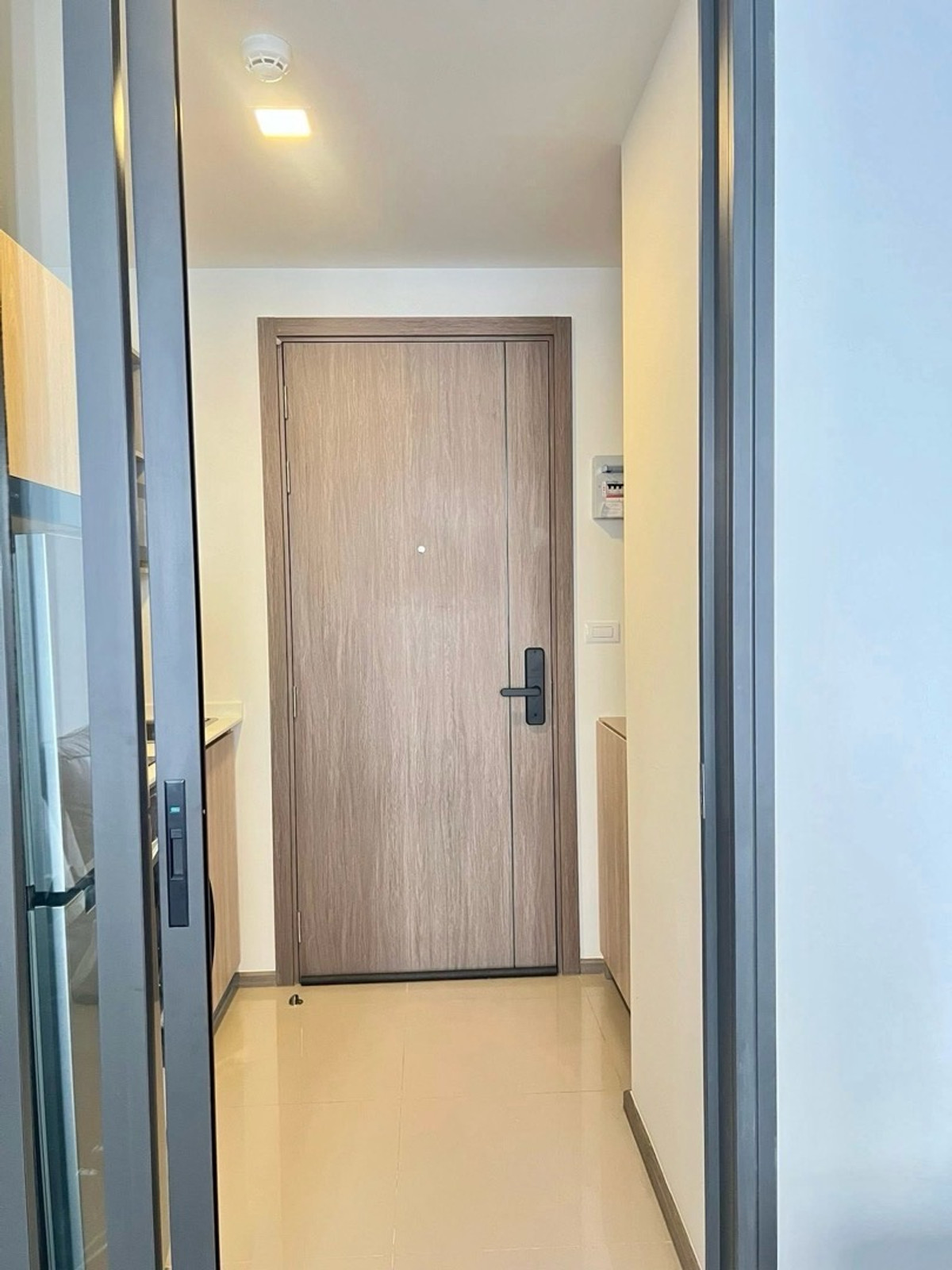 ให้เช่าคอนโดสะพานควาย จตุจักร : 📍โครงการ : The Muve Pradipat (เดอะ มูฟวี่ ประดิพัทธ์)
🚝 ใกล้ : BTS สถานีสะพานควาย 400 เมตร
💵 ราคาเช่า : 15,000 บาท / เดือน