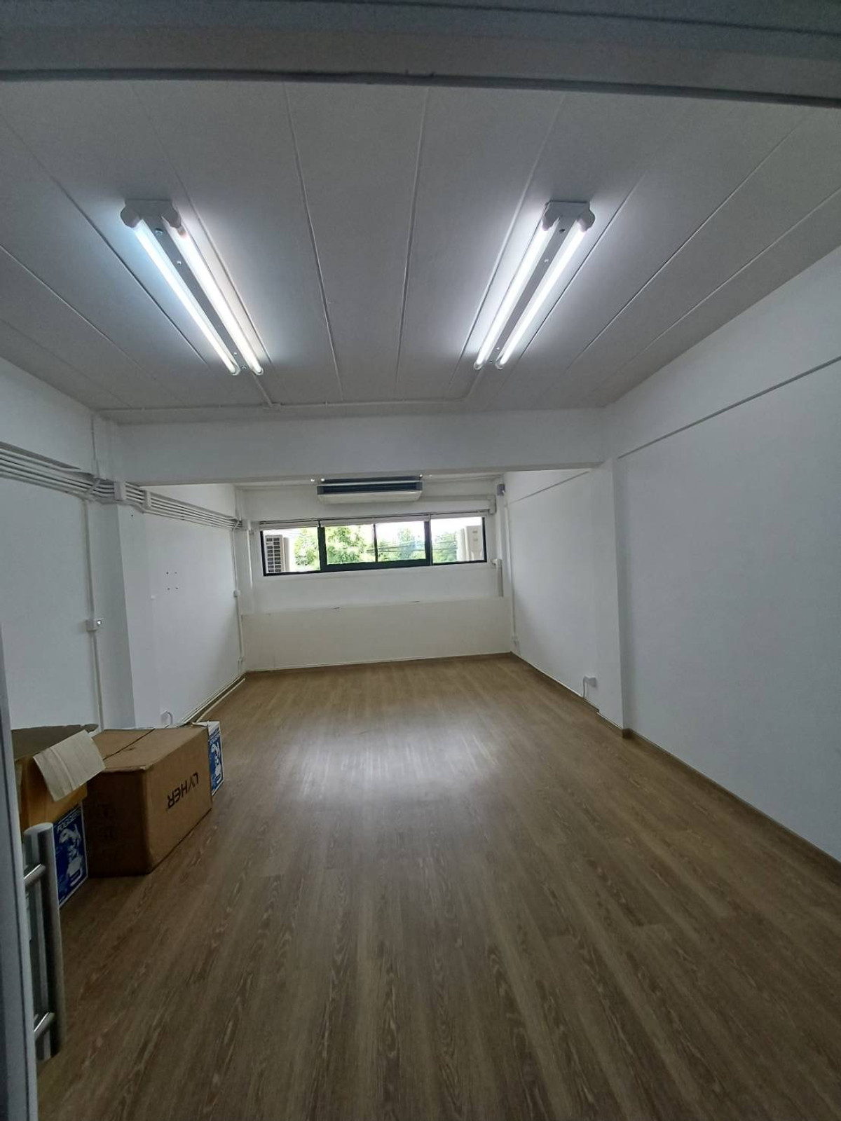 ให้เช่าอาคารพาณิชย์ปทุมธานี รังสิต ธรรมศาสตร์ : ตึก 4 ชั้นให้เช่า รังสิต-คลอง1 | ทำธุรกิจ + อยู่อาศัยได้ในที่เดียว  JSP City | เหมาะทำออฟฟิศ ร้านค้า ครบฟังก์ชัน