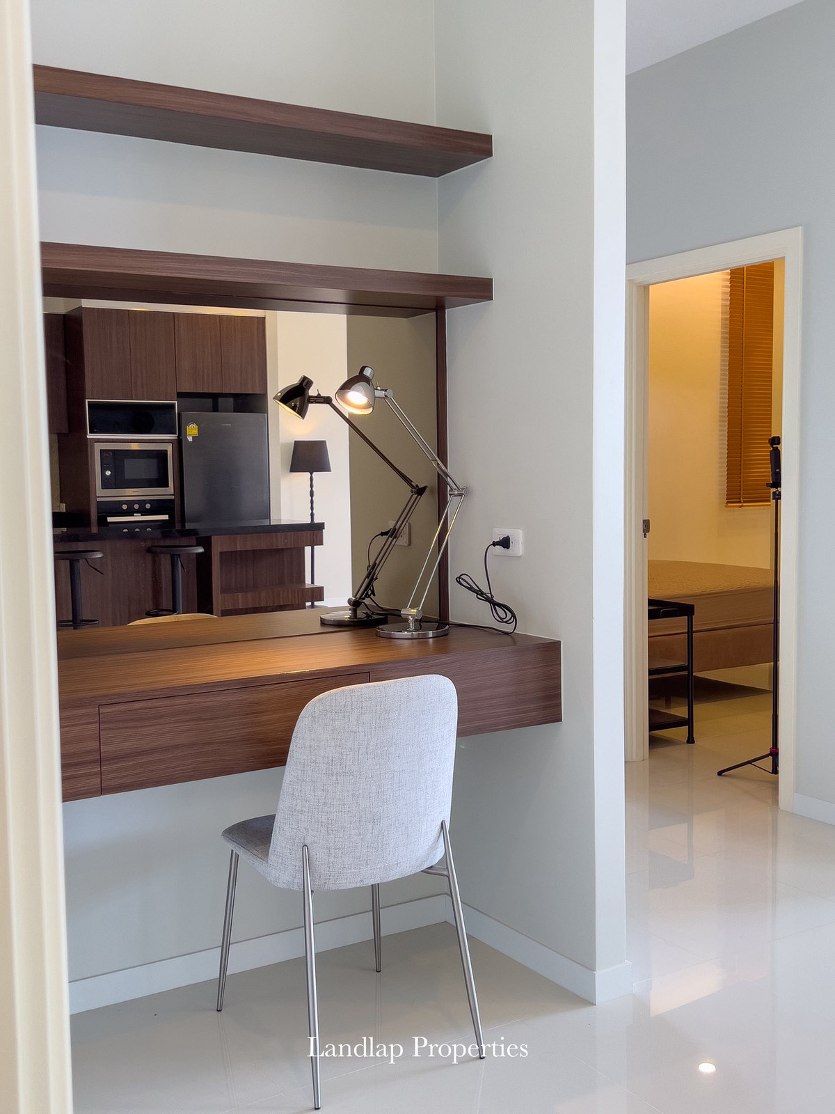 ให้เช่าพัทยา บางแสน ชลบุรี สัตหีบ : ให้เช่าบ้านเดี่ยวพัทยา พร้อสระว่ายน้ำส่วนตัว ระบบน้ำเกลือ บรรยากาศเงียบสงบ รายล้อมด้วยสวนสีเขียว ให้ความเป็นส่วนตัวสูง เหมาะสำหรับการอยู่อาศัยและพักผ่อนอย่างแท้จริง