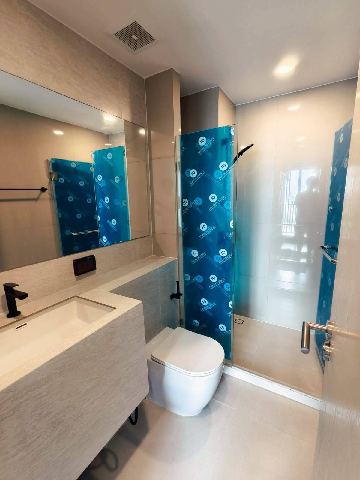 ให้เช่าคอนโดปิ่นเกล้า จรัญสนิทวงศ์ : ⭐️  Origin Play Bangkhunnon Triple Station ⭐️ห้องสวย  23 ตรม. ตกแต่งอย่างดี มีเฟอร์นิเจอร์พร้อมอยู่