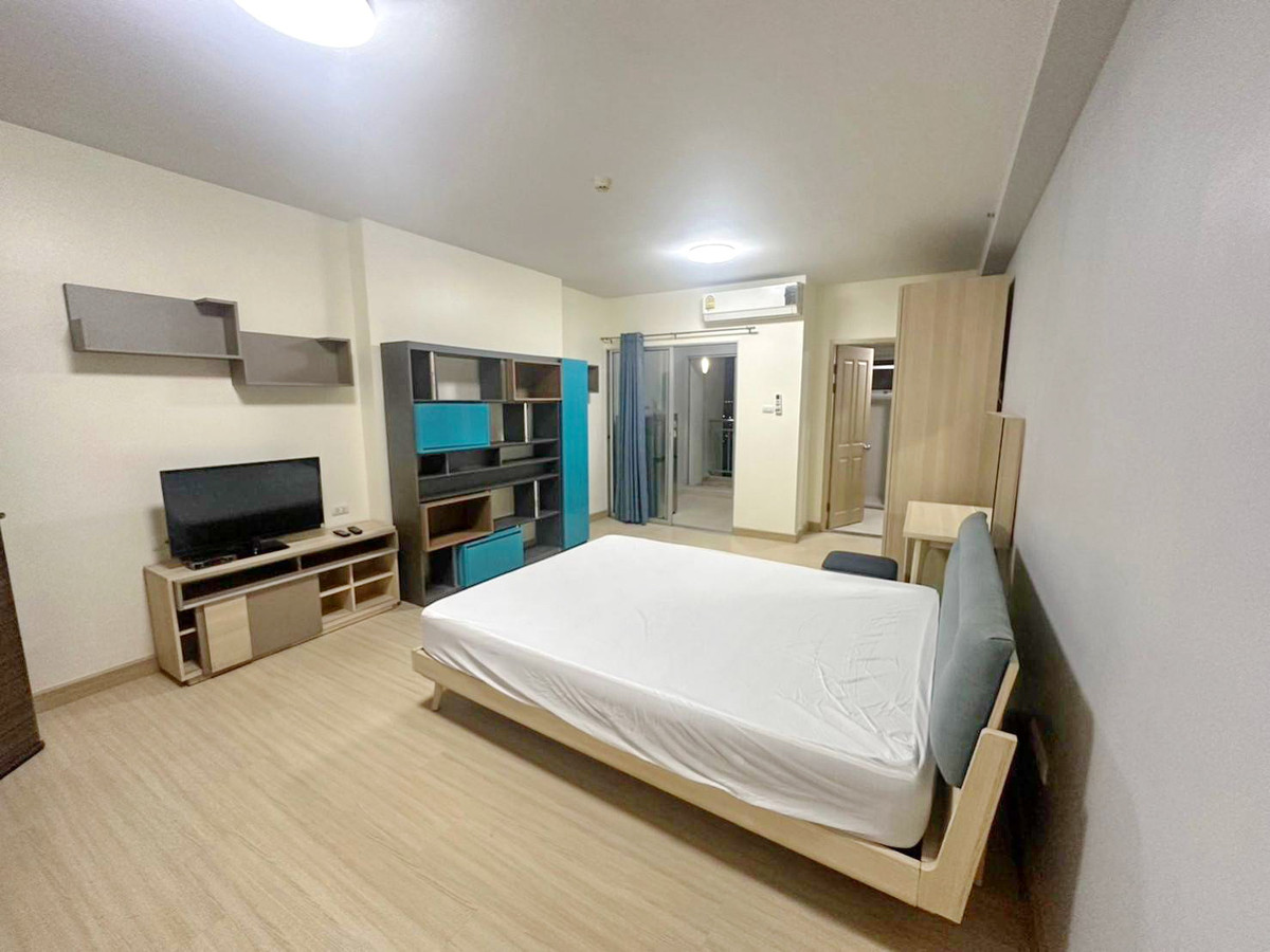 For RentCondoBang kae, Phetkasem : For rent Supalai Park Ratchaphruek-Phetkasem (next to BTS and MRT Bang Wa stations)