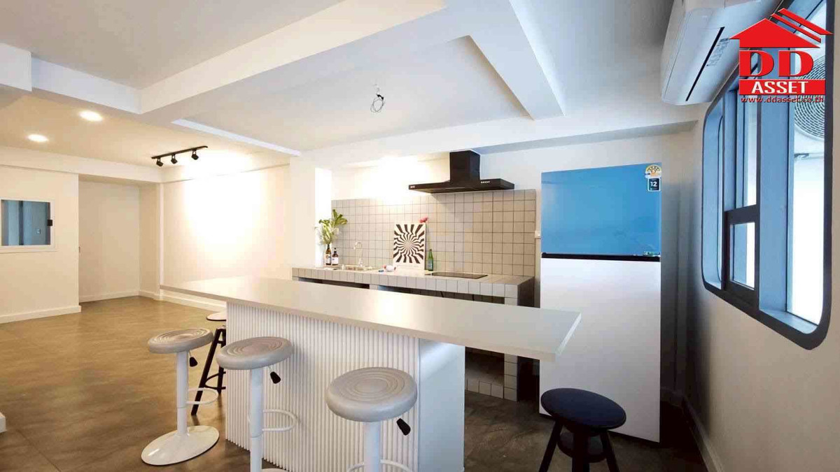 ทาวน์โฮมโชคชัย4 ลาดพร้าว71 : ขาย / ให้เช่า ทาวน์เฮาส์ 2 ชั้น โชคชัย 4 ซอย 55 รีโนเวทใหม่ เฟอร์นิเจอร์ครบ พร้อมอยู่ รหัสทรัพย์ : T8238