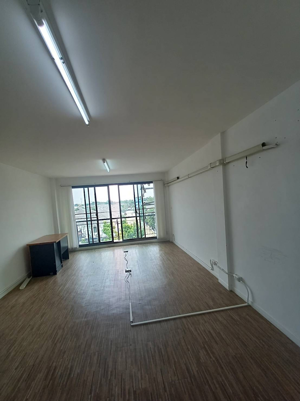 ให้เช่าอาคารพาณิชย์ปทุมธานี รังสิต ธรรมศาสตร์ : ตึก 4 ชั้นให้เช่า รังสิต-คลอง1 | ทำธุรกิจ + อยู่อาศัยได้ในที่เดียว  JSP City | เหมาะทำออฟฟิศ ร้านค้า ครบฟังก์ชัน