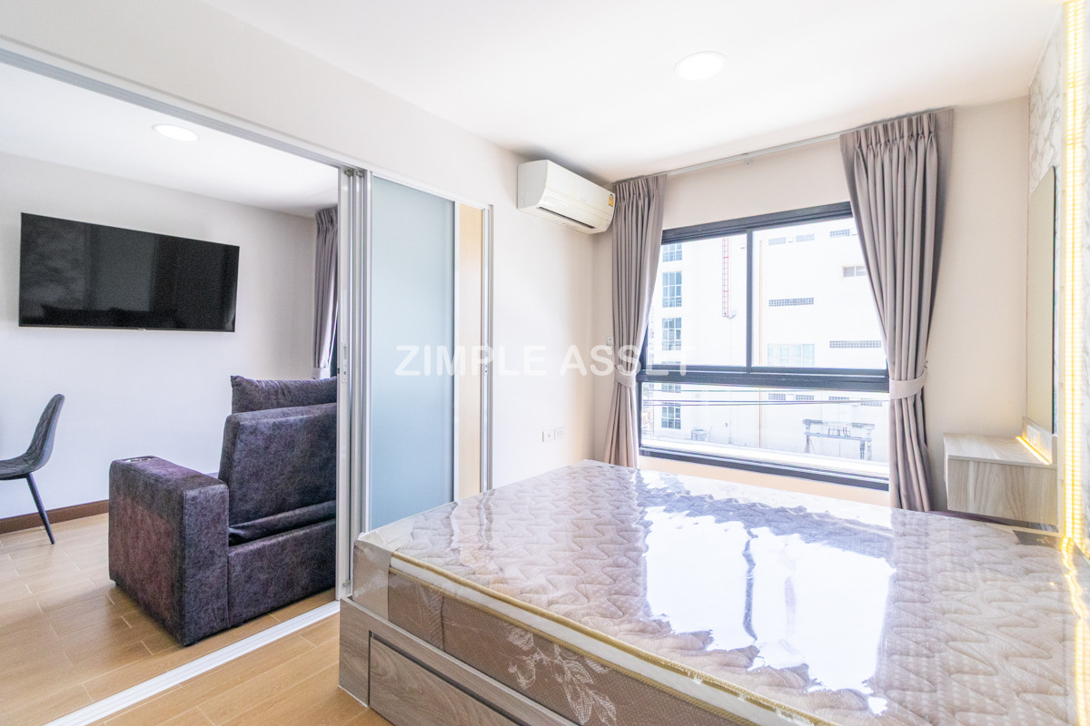 For RentSamut Prakan,Samrong : Line ID: @zimple_asset  Modern room apartment in Bang Phli, fully furnished with electrical appliances and great facilities Clean, secure, and conveniently located near shopping malls, community areas, and Bang Phli Industrial Estate.