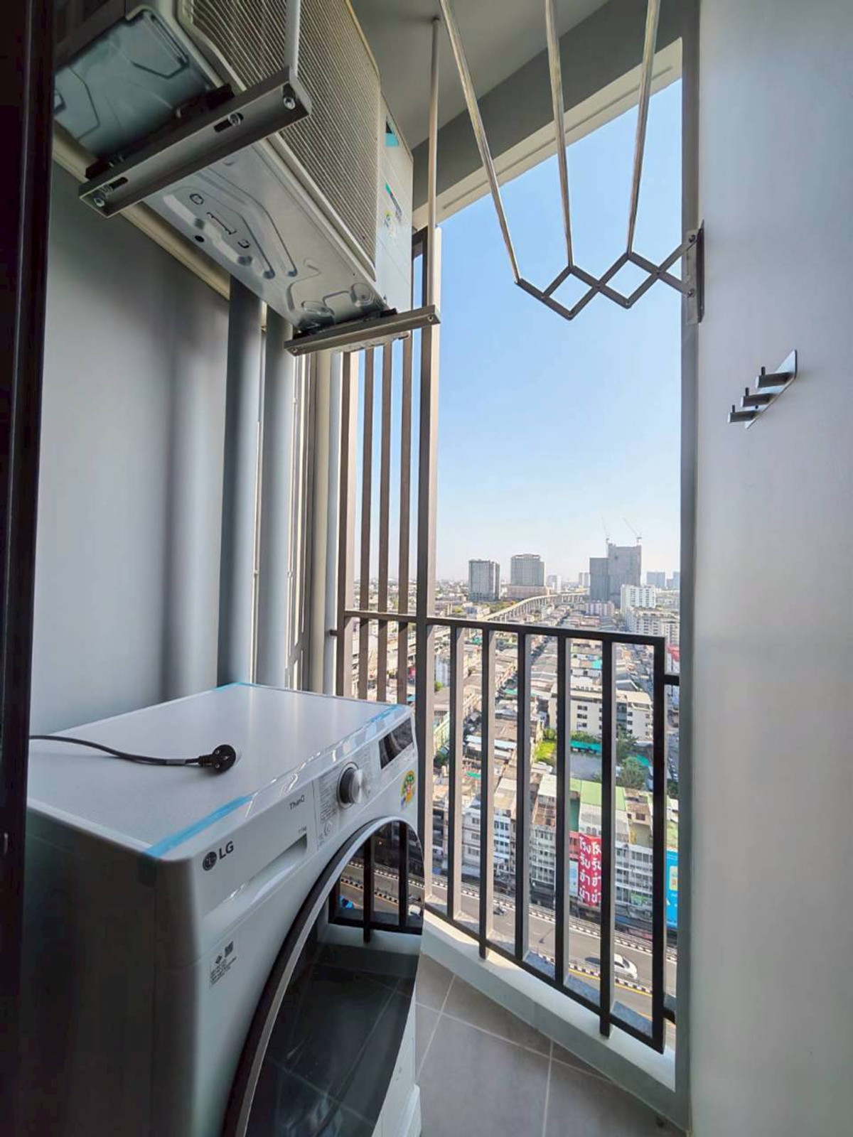 ให้เช่าคอนโดเสรีไทย-นิด้า : ✅ IDRL132 ✅ Line : @p2nproperty