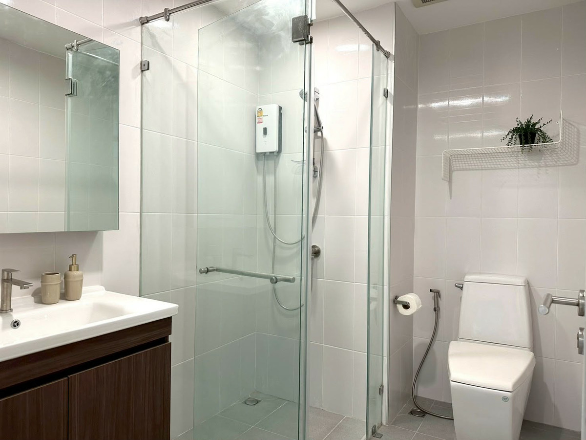 For RentCondoOnnut, Udomsuk : ⭐️ Click Condo Sukhumvit 65⭐️ 1 bedroom, 1 bathroom, 33 sq m., beautiful room, nice to live in. Fully decorated