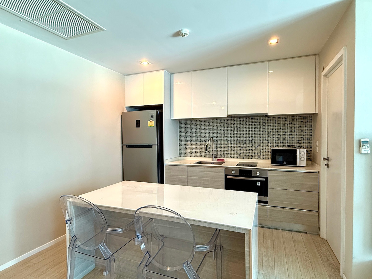 ให้เช่าคอนโดสุขุมวิท อโศก ทองหล่อ : คอนโด 1 ห้องนอน ใจกลางอโศก ใกล้ BTS อโศก และ MRT สุขุมวิท