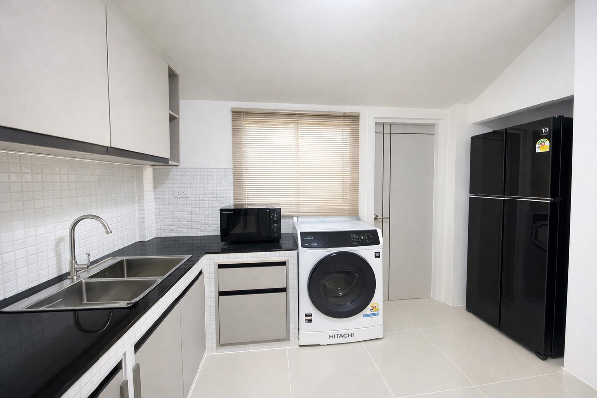 For SaleHousePattaya, Bangsaen, Chonburi : Paradise Hill 2 / 3 Bedrooms (For Sale), Paradise Hill 2 / 3 Bedrooms (FOR SALE) BEWN130