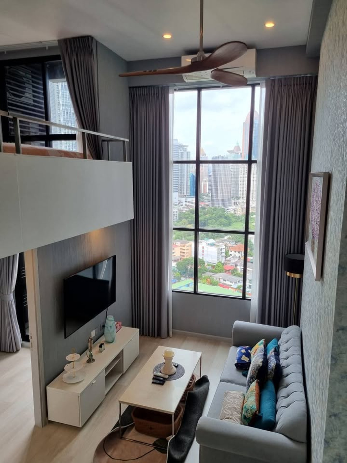 ให้เช่าคอนโดสาทร นราธิวาส :  Knightsbridge Prime Sathorn - 1bed 45sqm. Special deal Free!!! 2times/month for Cleaning service - Available Now