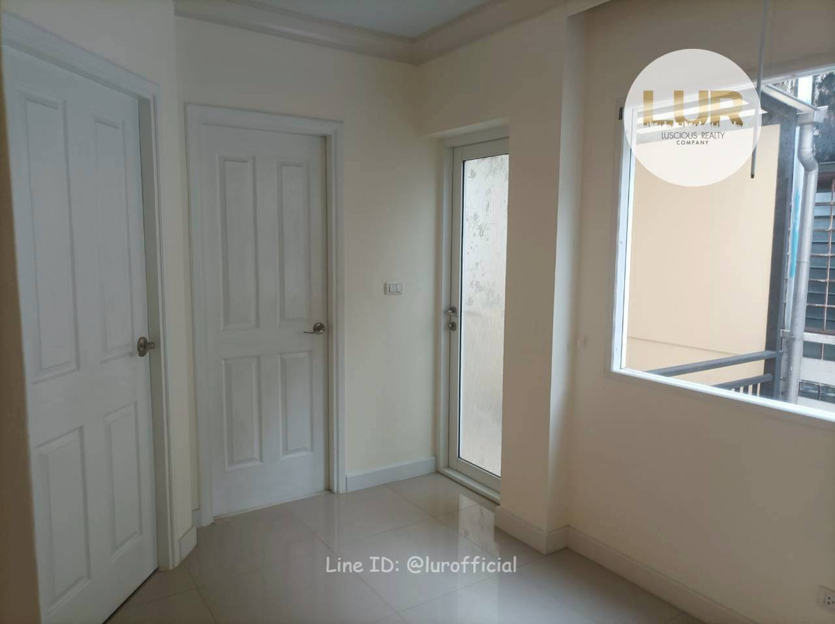 ให้เช่าทาวน์โฮมเลียบทางด่วนรามอินทรา : ❤️ ทาวน์โฮม 3 ชั้น ให้เช่า บ้านกลางเมือง เออร์บาเนี่ยน พระราม 9-ลาดพร้าว ❤️ 