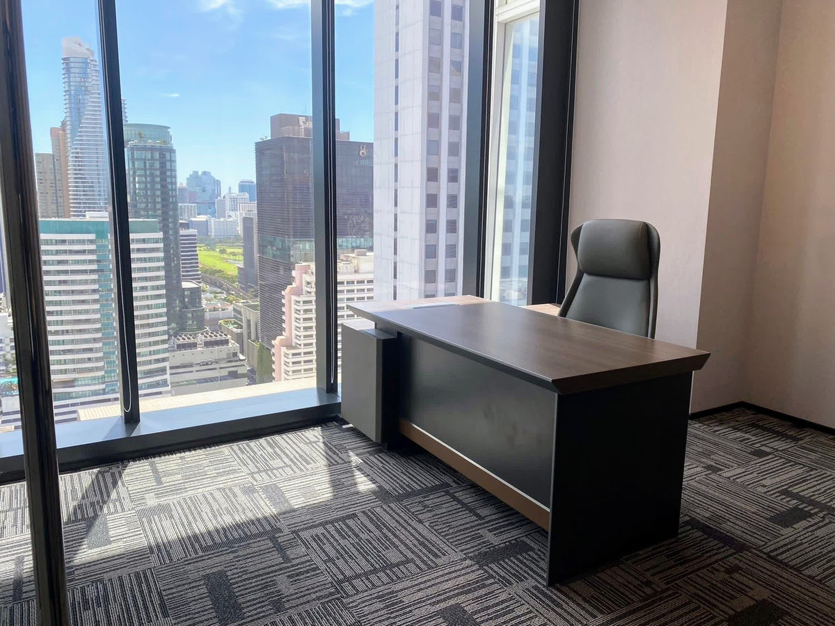 For RentOfficeWitthayu, Chidlom, Langsuan, Ploenchit : OK Space @PIER111 38sqm Serviced Office For Rent Opposite CentralWorld Ratchaprasong Near BTS Chidlom Pratunam Siam Paragon