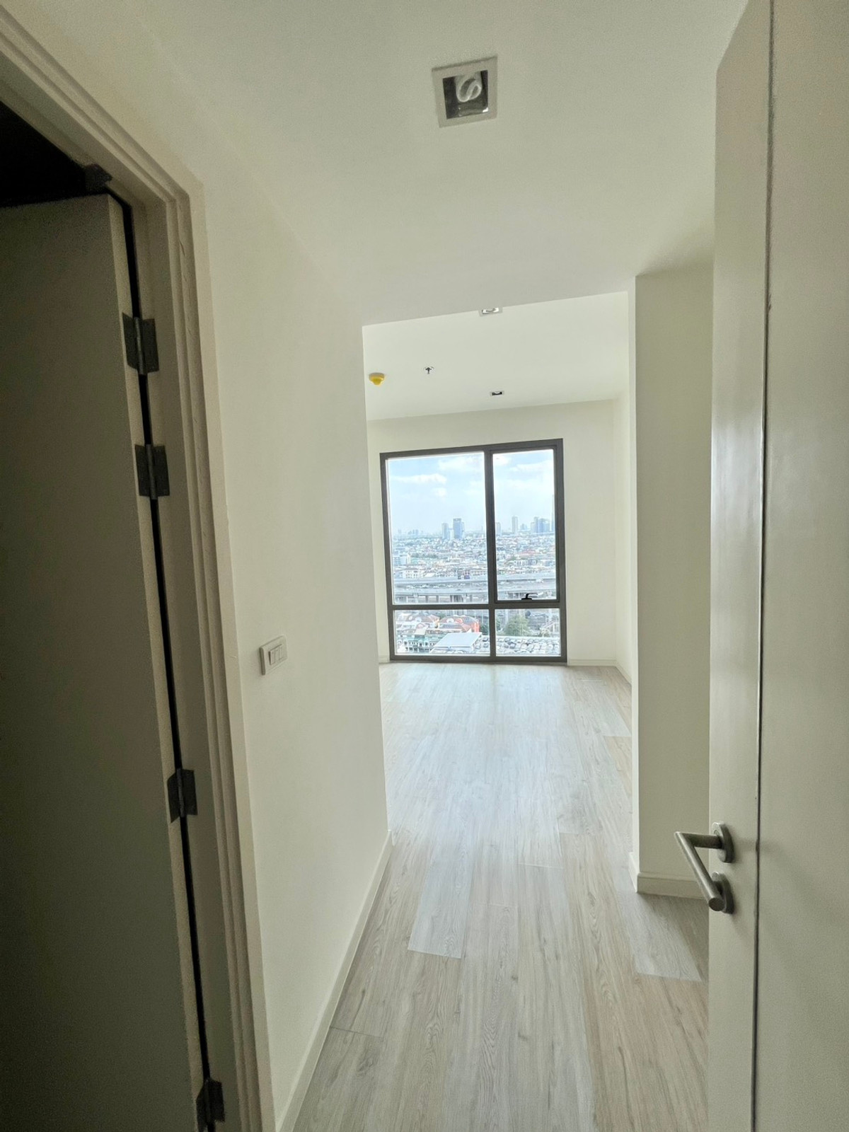 For SaleCondoRama3 (Riverside),Satupadit : Urgent sale, good price [Private Lift] StarView Rama3 | 2 Bedrooms, 2 rooms can be combined | High-floor unit, price only 7,900,000 baht