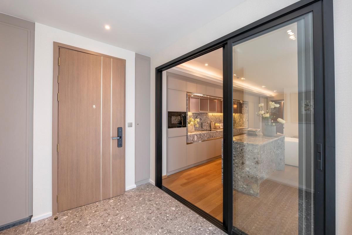 For RentCondoSukhumvit, Asoke, Thonglor : 🔥𝘽𝙚 𝙩𝙝𝙚 𝙛𝙞𝙧𝙨𝙩 𝙩𝙤 𝙧𝙚𝙣𝙩🔥 𝗩𝗜𝗔 𝟯𝟰 Condo, large room Pets allowed🐾 Newest, near BTS Thonglor.