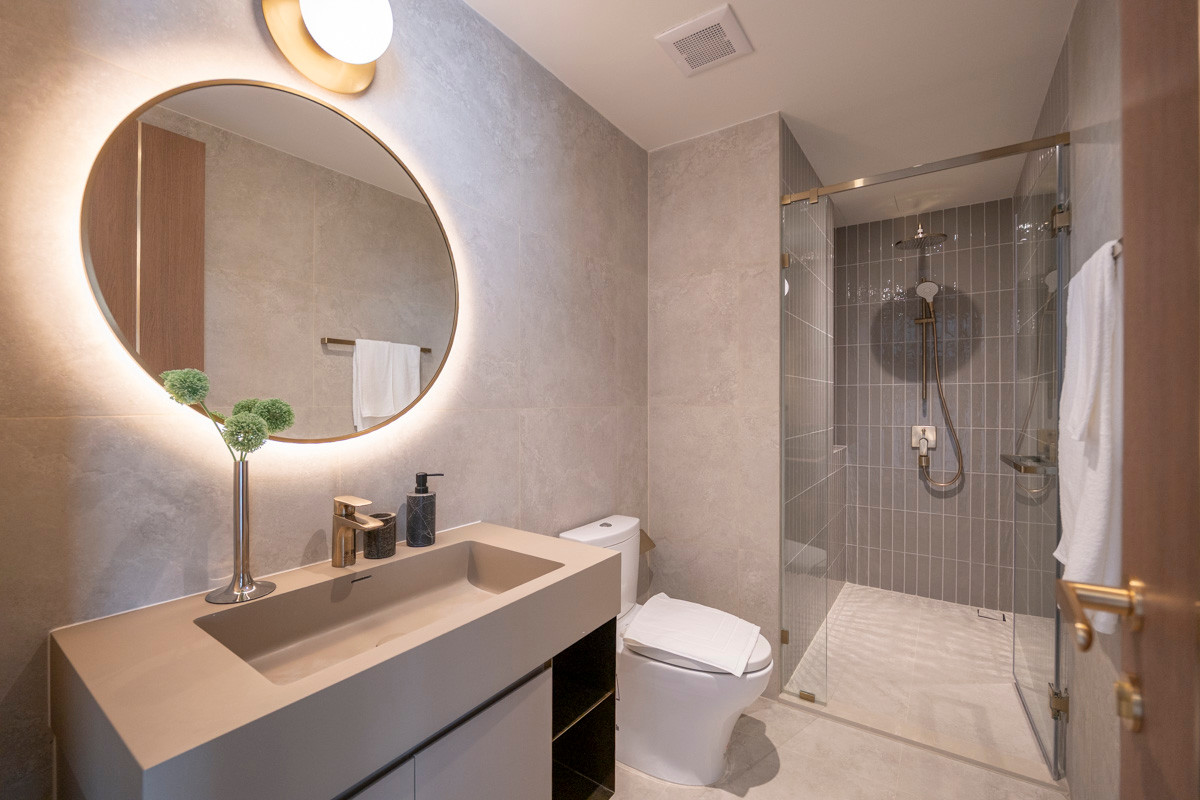 For RentCondoSukhumvit, Asoke, Thonglor : 🔥𝘽𝙚 𝙩𝙝𝙚 𝙛𝙞𝙧𝙨𝙩 𝙩𝙤 𝙧𝙚𝙣𝙩🔥 𝗩𝗜𝗔 𝟯𝟰Condo, large room Pets allowed🐾 Newest, near BTS Thonglor.