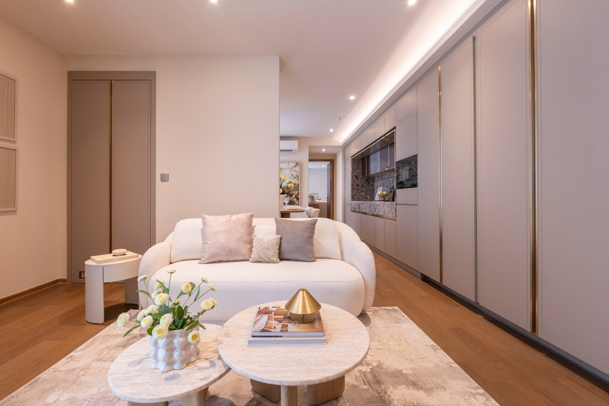 For RentCondoSukhumvit, Asoke, Thonglor : 🔥𝘽𝙚 𝙩𝙝𝙚 𝙛𝙞𝙧𝙨𝙩 𝙩𝙤 𝙧𝙚𝙣𝙩🔥 𝗩𝗜𝗔 𝟯𝟰 Condo, large room Pets allowed🐾 Newest, near BTS Thonglor.