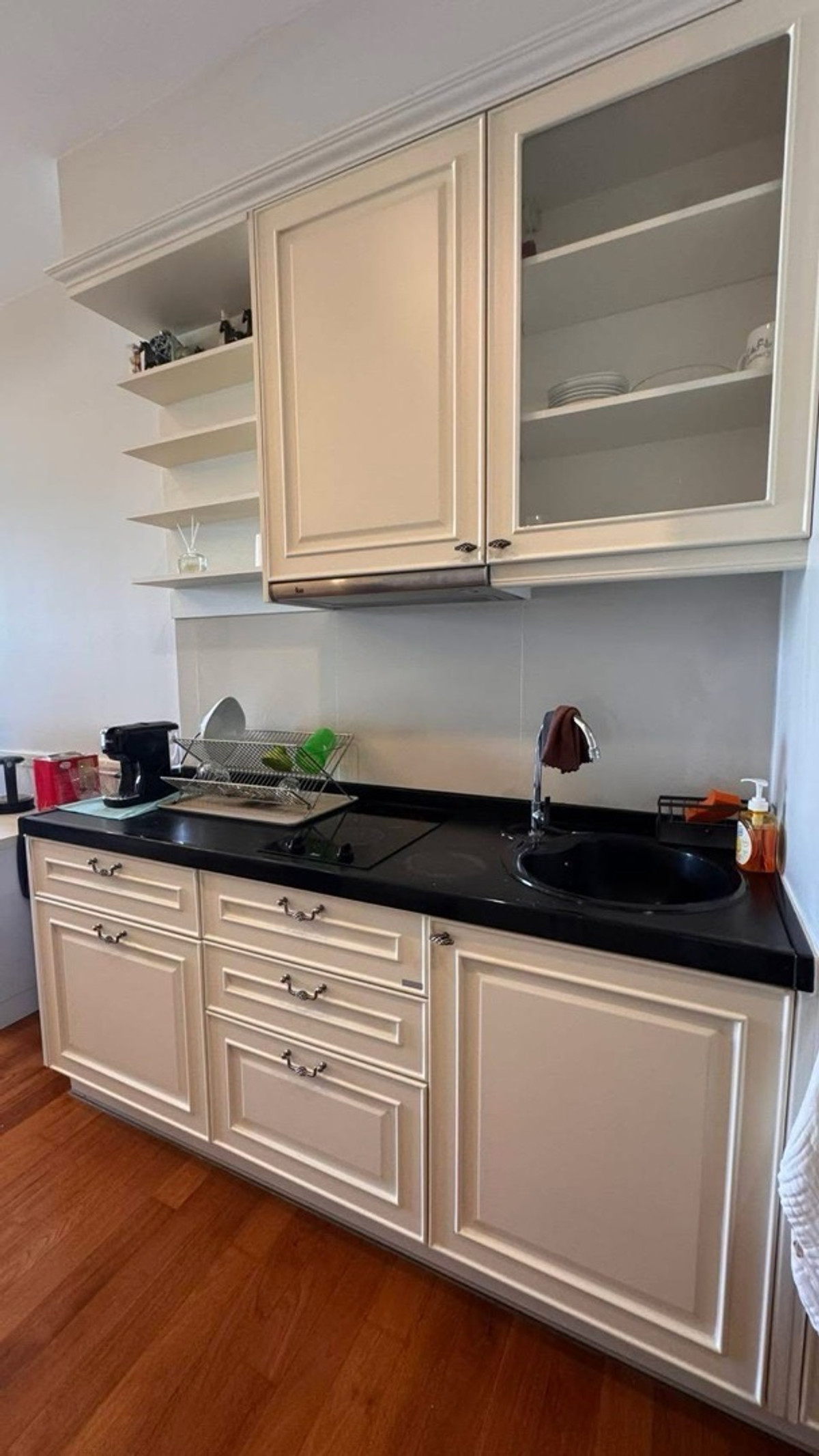 For RentCondoSathorn, Narathiwat : 🔥 Rare Item! Room for rent with Skyline view, very beautiful, 17th floor @ Ivy Sathorn, near BTS Chong Nonsi / St. Louis 🚆