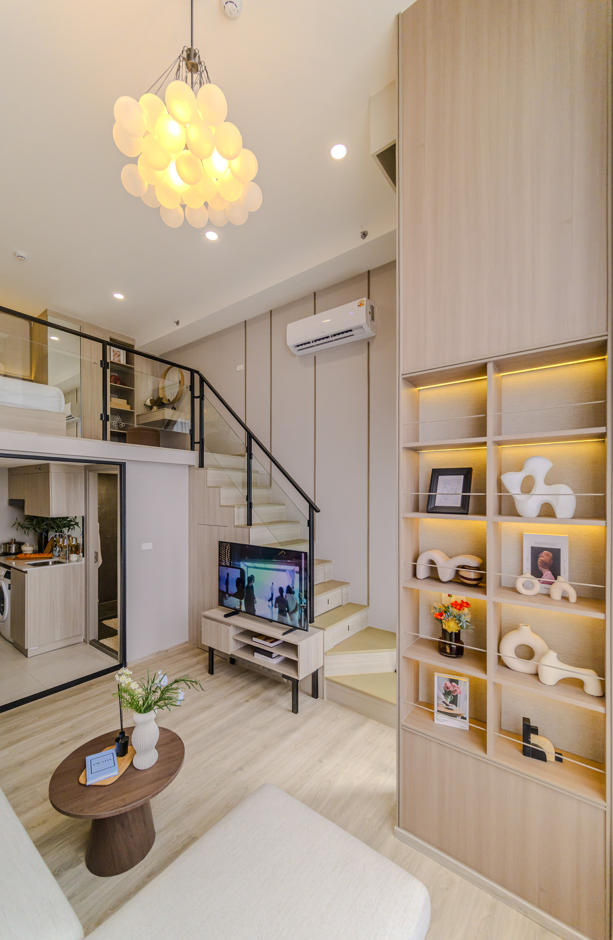 ขายคอนโดสมุทรปราการ สำโรง : 🏬ขายคอนโดเพดานสูง Duo High Celling 22 ตร.ม. ตำเเหน่ง 1723, 1923 ราคาขาย 2.99 ล้านบาทเท่านั้น รับส่วนลดเพิ่มอีก 1 เเสนบาท *ภายในเดือนมีนาคมนี้เท่านั้น