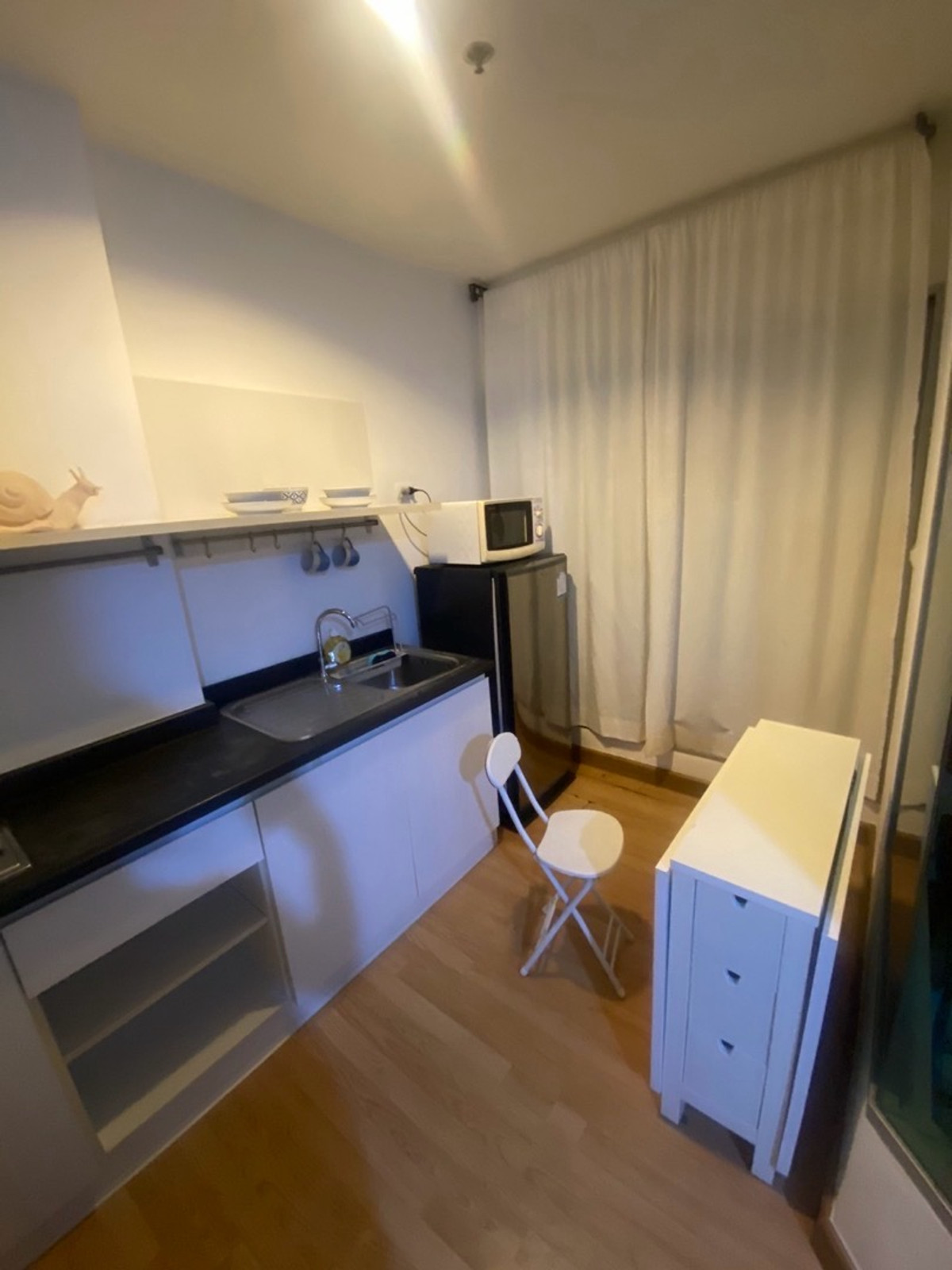 For RentCondoKhlongtoei, Kluaynamthai : Urgent for rent: Aspire Sukhumvit - Rama 4 (Aspire Sukhumvit - Rama 4) If interested in negotiating the price, add Line @condo168 (with @ in front)