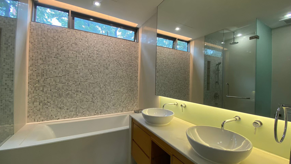 For RentCondoSukhumvit, Asoke, Thonglor : ⭐️🧡Domus 18🧡⭐️ 3 Beds 3 Baths, Rental 200,000 Baht