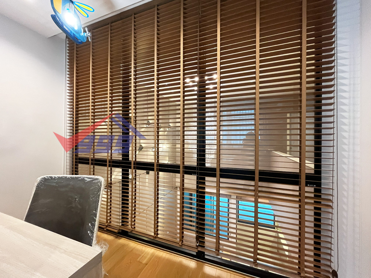 For RentTownhomePattanakan, Srinakarin : Modern luxury 3-bedroom townhouse for rent in Krungthep Kreetha.