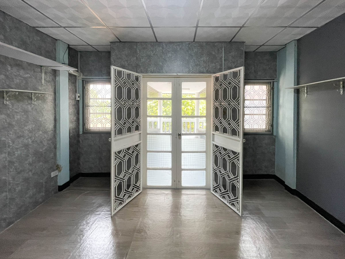 ขายทาวน์โฮมแจ้งวัฒนะ เมืองทอง : ขาย บ้าน Flowery Home ปากเกร็ด บ้านทาวน์เฮาส์ 2 ชั้น แบบ 2 ห้องนอน 17 ตรว 110 ตรม สภาพดี ใกล้ ติวานนท์ ศรีสมาน ดอนเมือง อิมแพ็ค เมืองทองธานี แจ้งวัฒนะ : EL26S-002