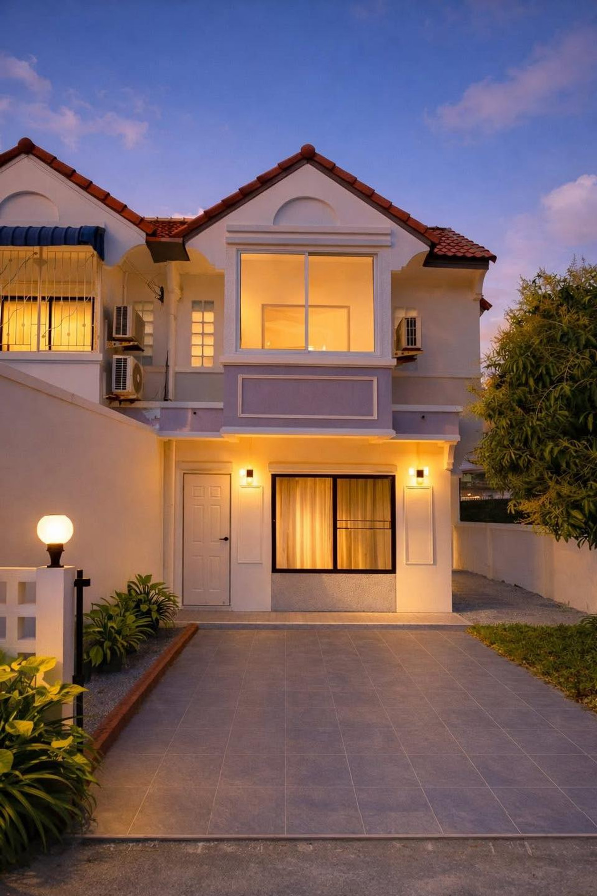 ขายทาวน์โฮมพัทยา บางแสน ชลบุรี สัตหีบ : หมู่บ้านงามเจริญ 2 / 3 ห้องนอน (ขาย), Moo Bam Ngam Charoen 2 / 3 Bedrooms (FOR SALE) BEWN132