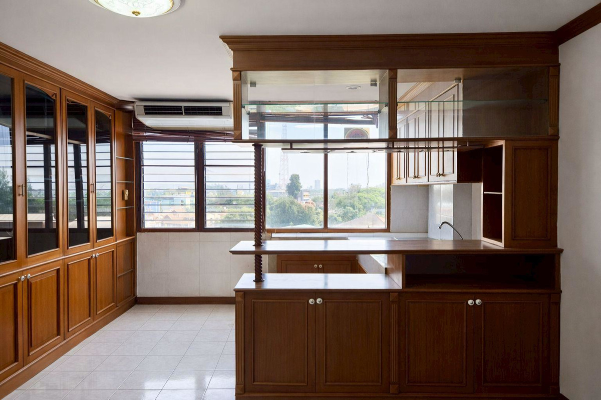 ขายคอนโดเชียงใหม่ : ขายด่วน! คอนโดห้องใหญ่พิเศษ 61 ตร.ม. ใกล้ รพ.ลานนา