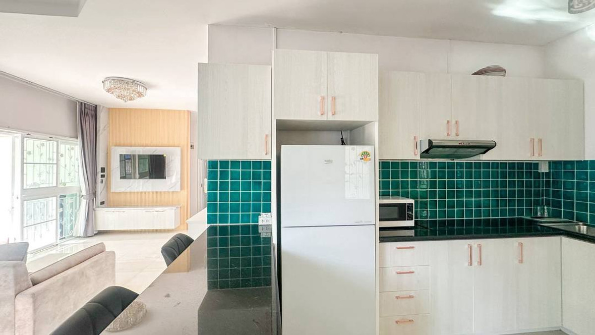 For RentHousePattaya, Bangsaen, Chonburi : Moo Baan Chalita 2 / 3 Bedrooms (FOR SALE) BEWN132