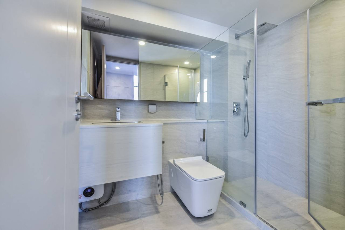 For RentCondoRatchathewi,Phayathai : (Co-Agent Com 80%) Condo for rent Park Origin Ratchathewi Monthly 65,000 thb.