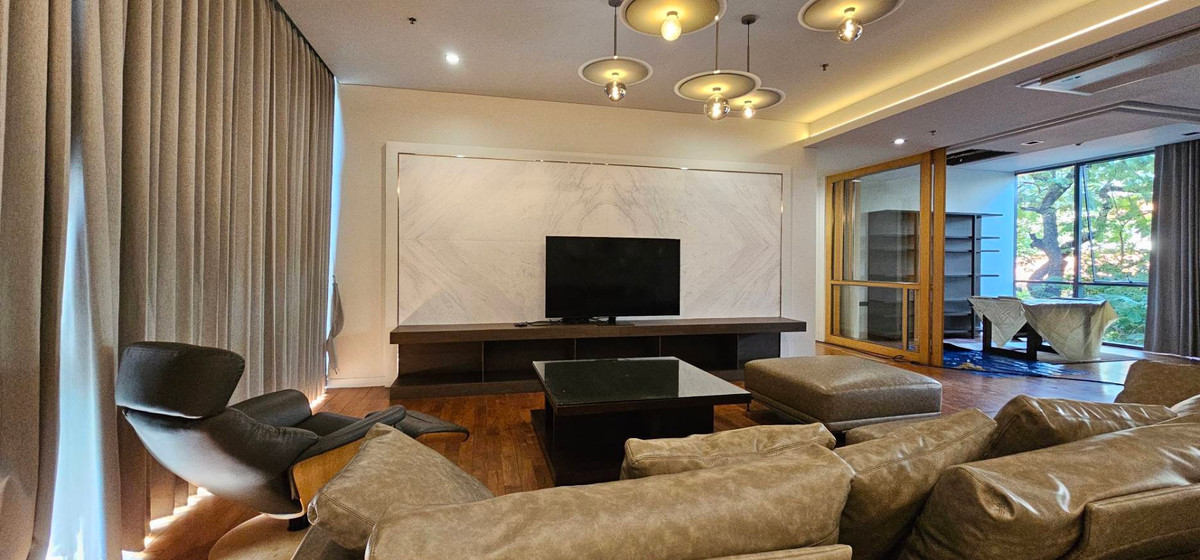 For RentCondoSukhumvit, Asoke, Thonglor : ⭐️🧡Domus 18🧡⭐️ 3 Beds 3 Baths, Rental 200,000 Baht
