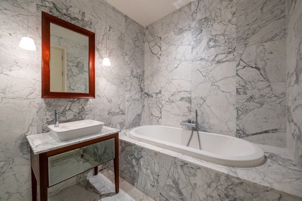 ให้เช่าคอนโดสุขุมวิท อโศก ทองหล่อ : (Co-Agent Com 80%) Condo for rent KHUN by YOO Monthly 72,000 thb.