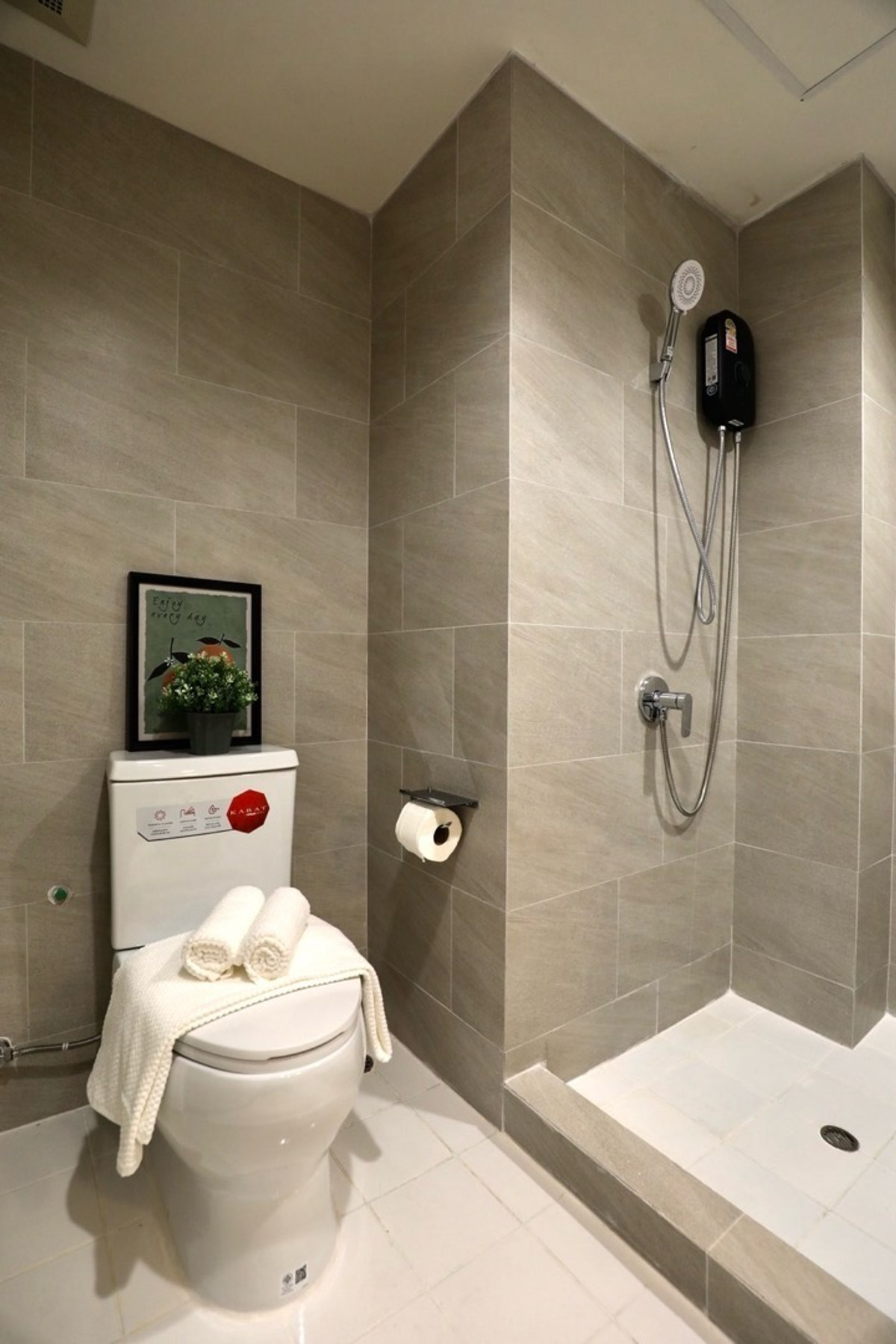 ขายคอนโดพัฒนาการ ศรีนครินทร์ : คอนโด เดอะ ทรีโอ การ์เด้น ศรีนครินทร์38
1 นอน 1 น้ำ ส่วนกลางเพียง 20 บาท/เดือน
ขนาด 54.21 ตรม. ชั้น 