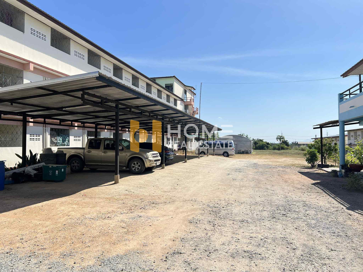 ขายกิจการโรงแรม & กิจการอพาร์ตเมนต์พัทยา บางแสน ชลบุรี สัตหีบ : อพาร์ตเมนต์ ซอยร้อยห้อง บ่อวิน / 14 ห้อง (ขาย), Apartment Soi Roi Hong Bowin / 14 Rooms (FOR SALE) YEAN149