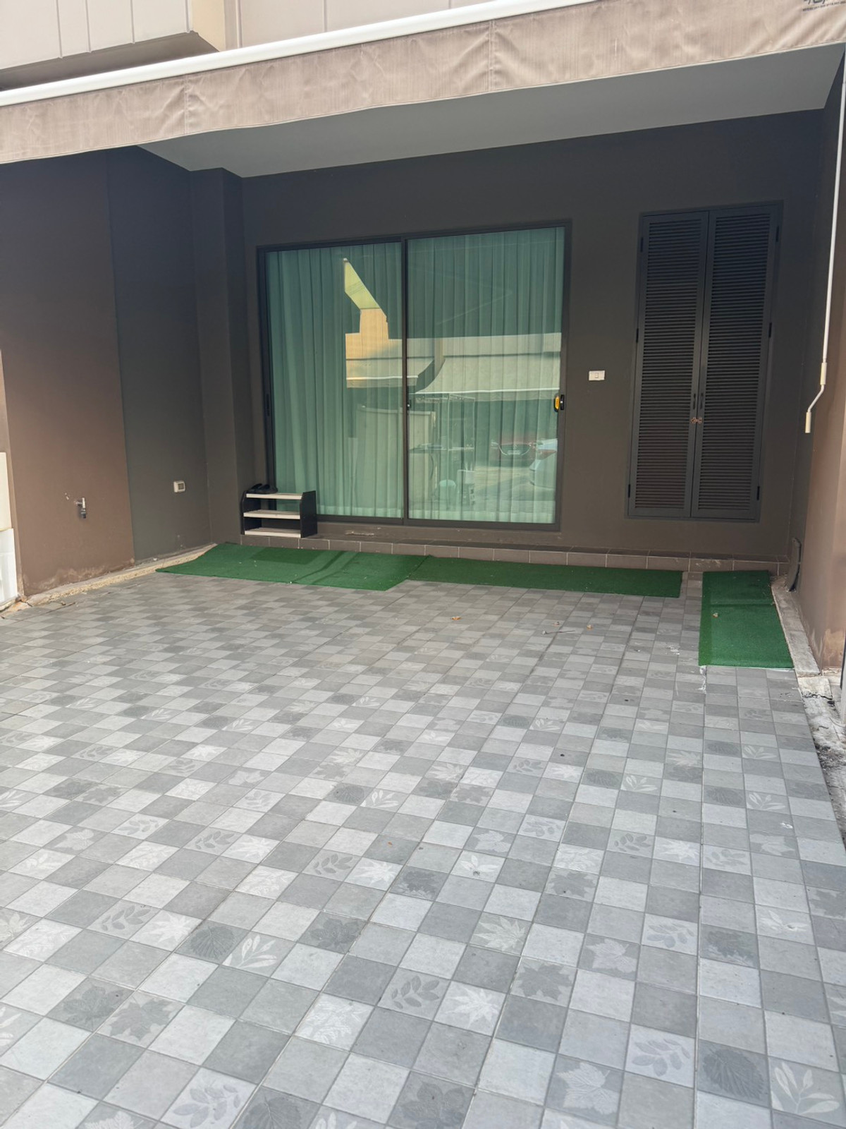 ให้เช่าทาวน์โฮมบางนา แบริ่ง ลาซาล : 🏠 ให้เช่าทาวน์โฮม 3 ชั้น โครงการบ้านกลางเมือง (บางนา-วงแหวน) เดือนละ 23000 บาท 🎉 ใกล้เมกา บางนา กิ่งแก้ว นิคมเจโม บ้านสวย เฟอร์นิเจอร์และเครื่องใช้ไฟฟ้าครบ พร้อมเข้าอยู่ ✅✅