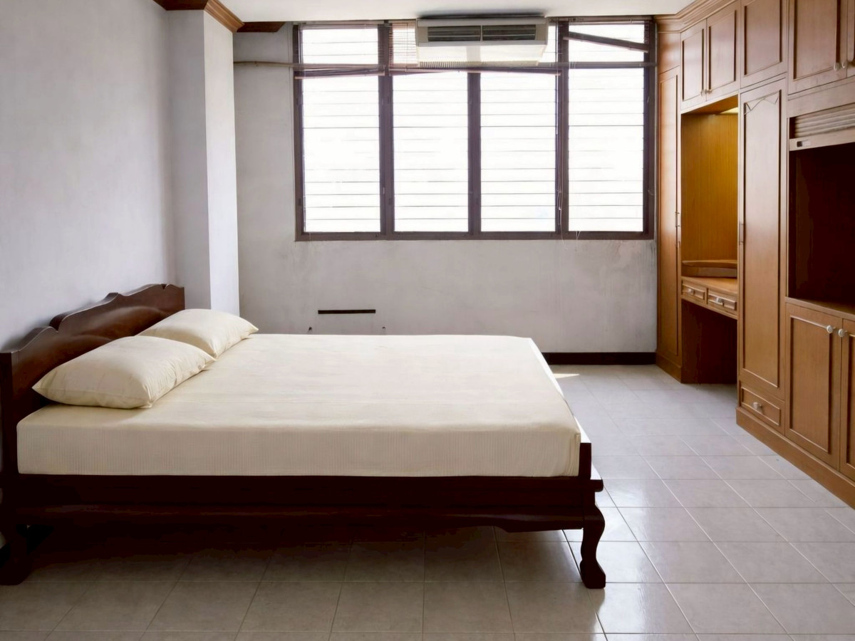 ขายคอนโดเชียงใหม่ : ขายด่วน! คอนโดห้องใหญ่พิเศษ 61 ตร.ม. ใกล้ รพ.ลานนา