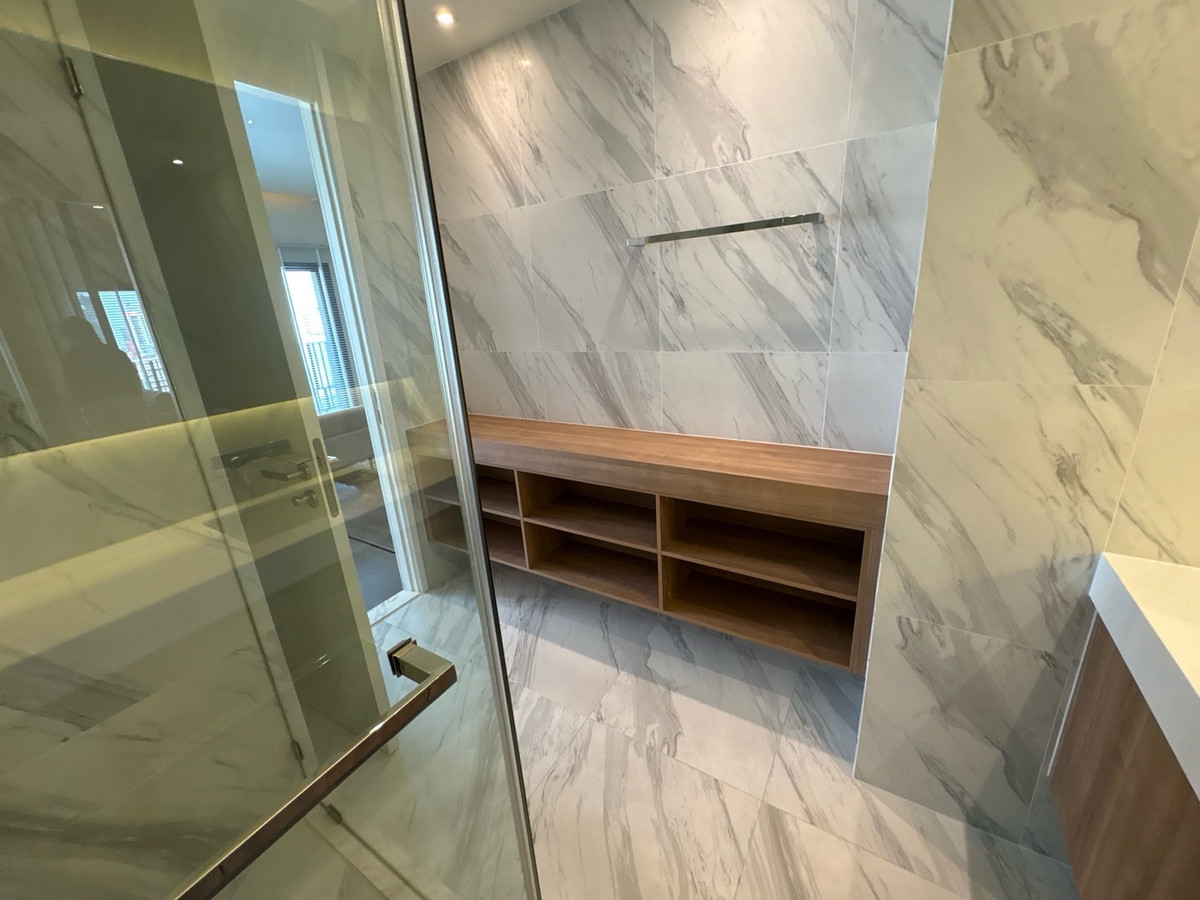 ให้เช่าคอนโดสุขุมวิท อโศก ทองหล่อ : 🔥Rent 1BR🔥Brand New🔥43sqm🔥Floor30+🔥43,000/month🔥