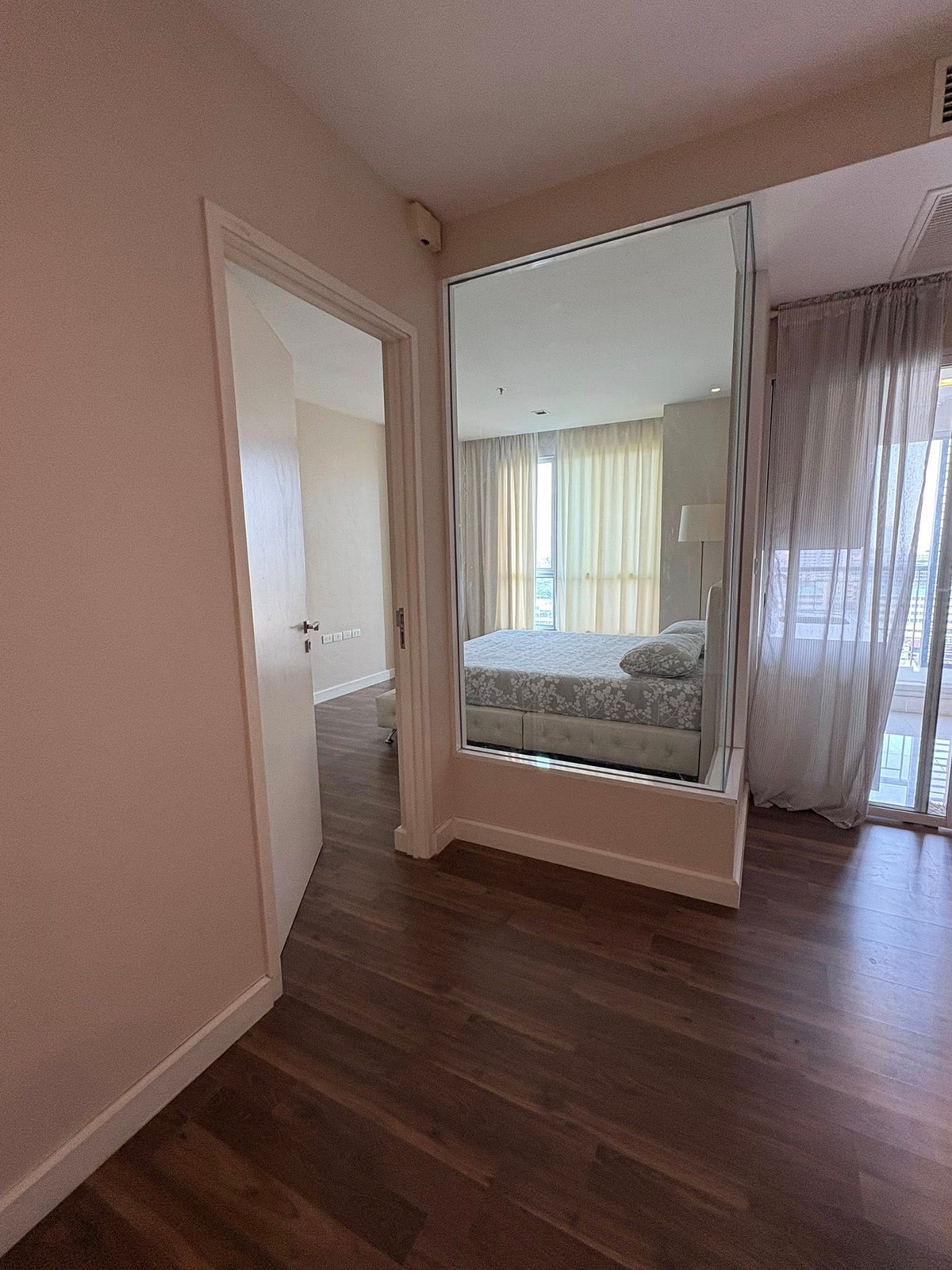 ขายคอนโดท่าพระ ตลาดพลู วุฒากาศ : The Room Sathorn - Taksin / 1 Bedroom (FOR SALE), เดอะ รูม สาทร - ตากสิน / 1 ห้องนอน (ขาย) PT149