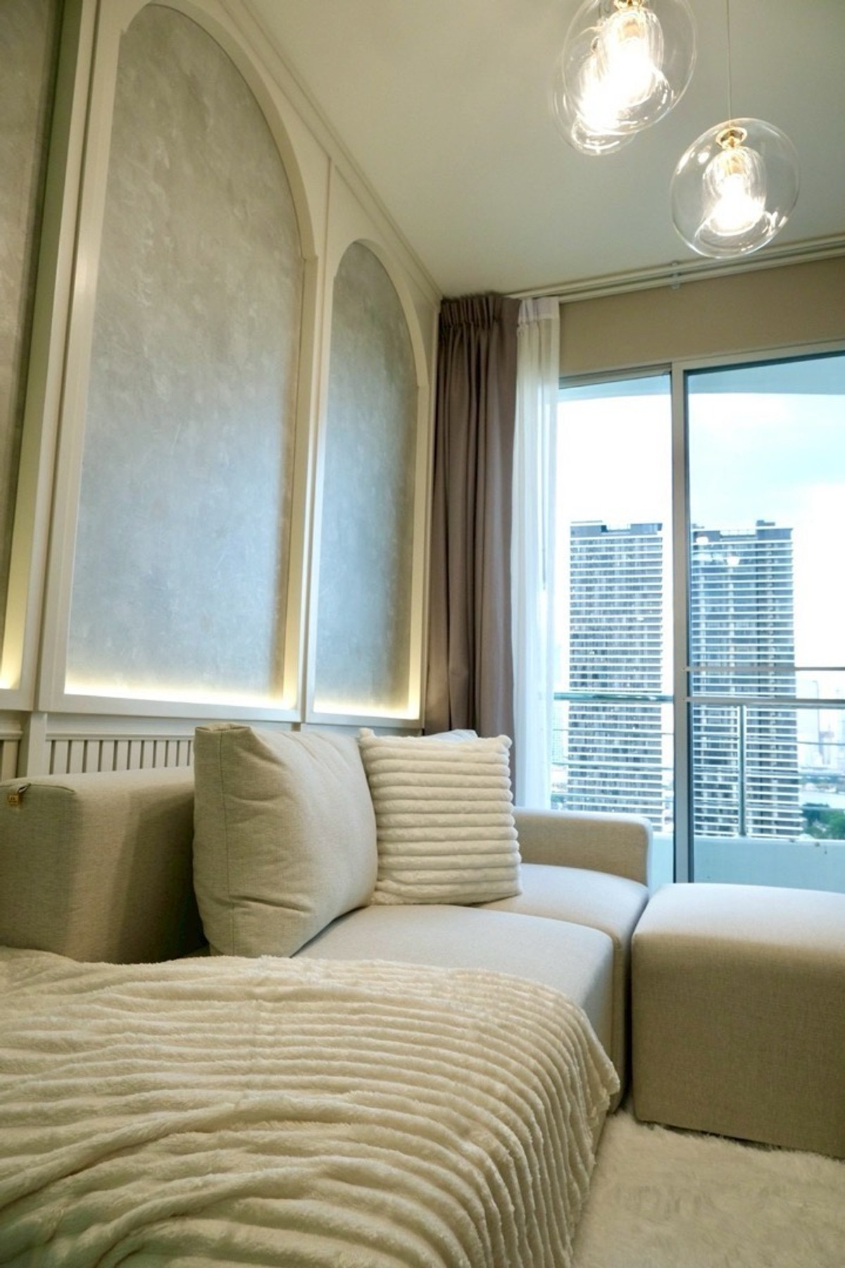 ขายคอนโดวงเวียนใหญ่ เจริญนคร : Supalai River Place Charoen Nakhon / 1 Bedroom (FOR SALE), ศุภาลัย ริเวอร์ เพลส เจริญนคร / 1 ห้องนอน (ขาย) PT143