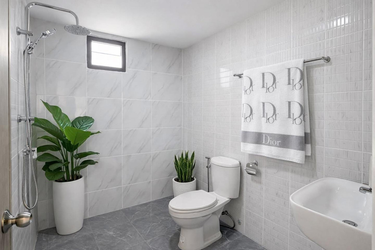 For SaleTownhomePattaya, Bangsaen, Chonburi : Moo Bam Ngam Charoen 2 / 3 Bedrooms (FOR SALE) BEWN132